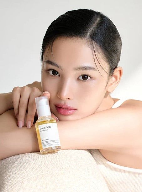Mixsoon Bean Essence – Korean Glass Skin Serum (50ml)