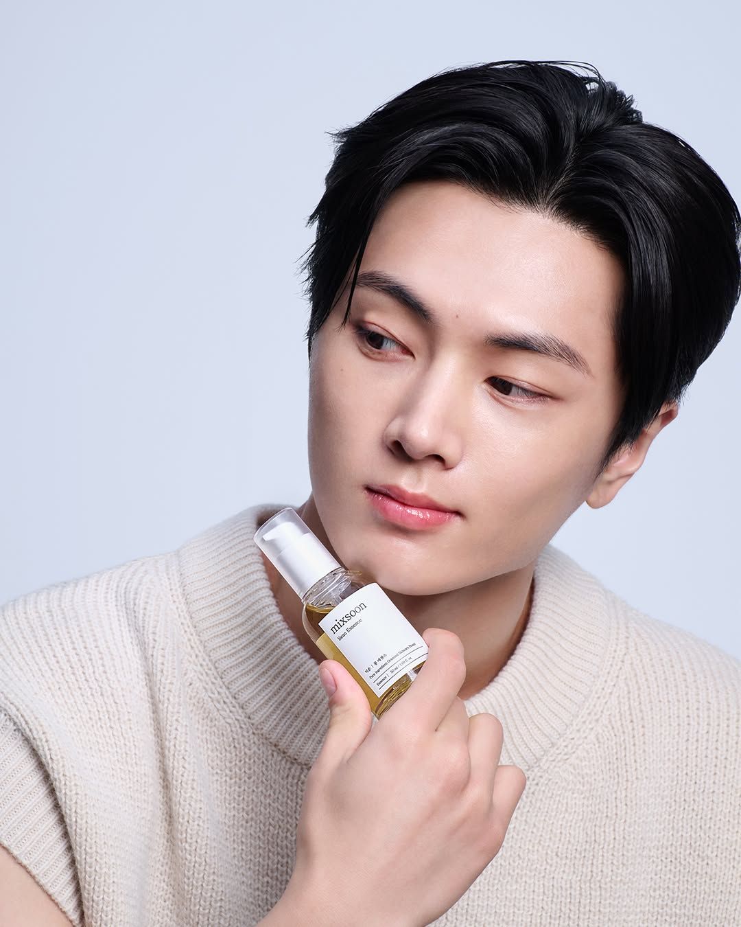 Mixsoon Bean Essence – Korean Glass Skin Serum (50ml)